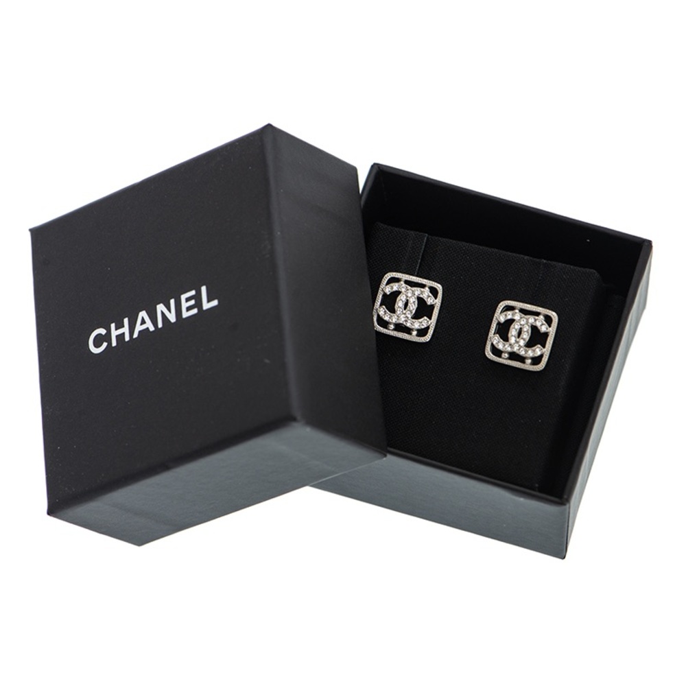 BNIB RARE & Authenticated CHANEL CC SILVER CRYSTALS EAR STUDS EARRINGS - Picture 3 of 9